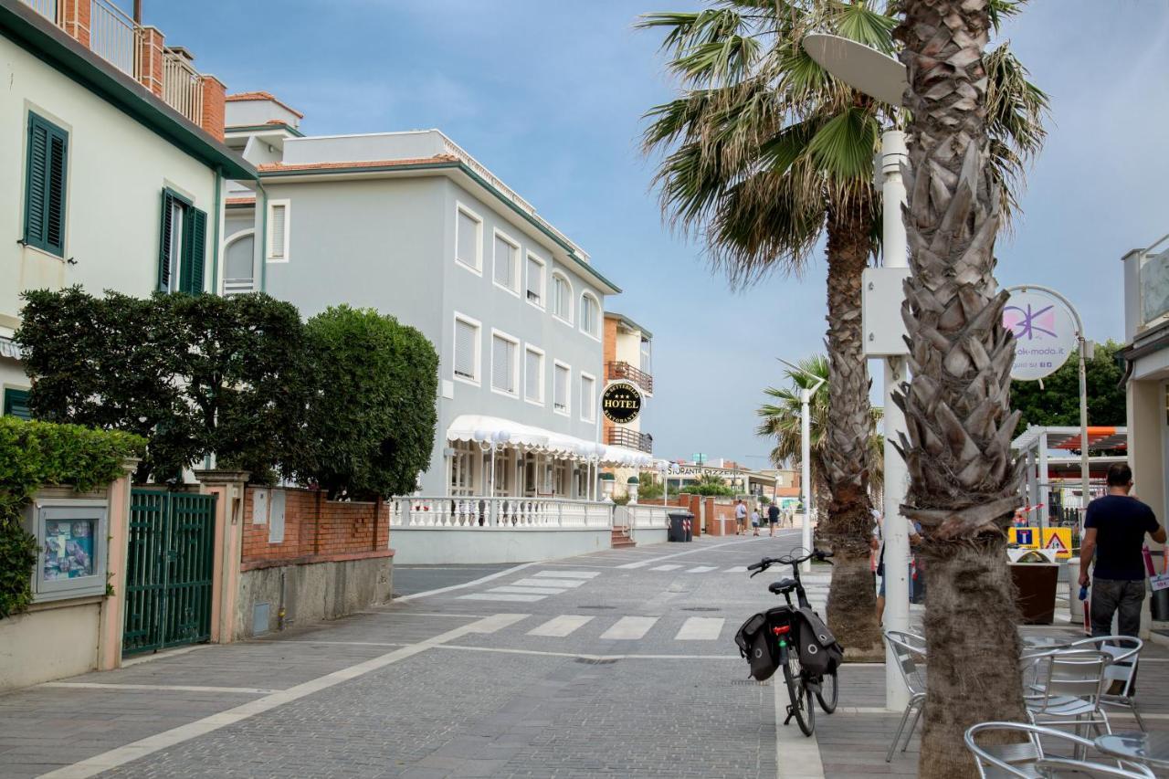 Hotel Il Settebello Marina di Cecina Exterior photo