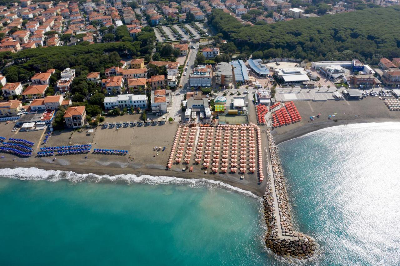 Hotel Il Settebello Marina di Cecina Exterior photo